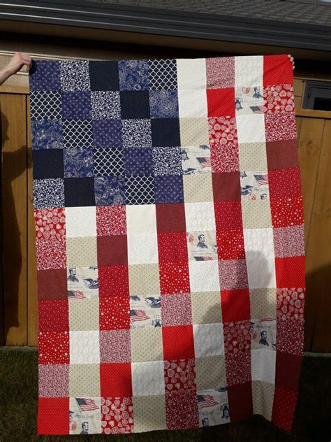 American Flag Quilt top - made by Andrea 4 Jan 2020 | Patriotic quilts, Quilts, Scrappy quilt ...