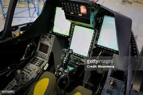 Saab JAS 39 Gripen Cockpit [2357×3543] R/MilitaryPorn, 44% OFF