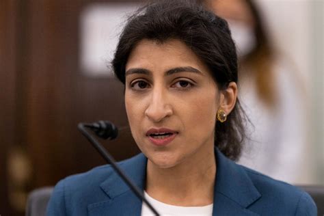 Facebook seeks U.S. FTC Chair Lina Khan's recusal in antitrust case | Reuters