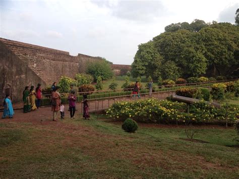 Jeevan's KALLI VALLI : St.Angelo's Fort Cannanore- Kannur fort