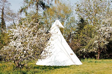 DIY Glamping Ideas To Try In The Garden • Craft Invaders