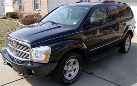 Purchase used 2004 Dodge Durango Limited Black 4x4 V8 Hemi SUV Sport ...