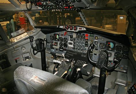 Jet Airlines Boeing 707 Cockpit - vrogue.co