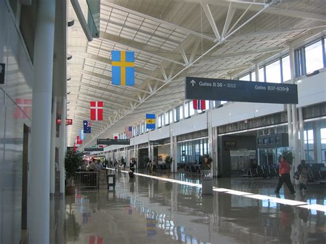 Dulles International Airport Terminal B | Dulles Internation… | Flickr