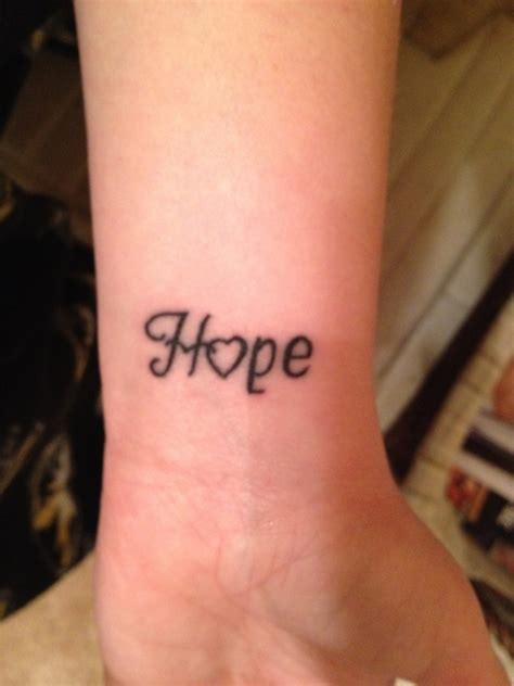 52 Lovely Hope Wrist Tattoos