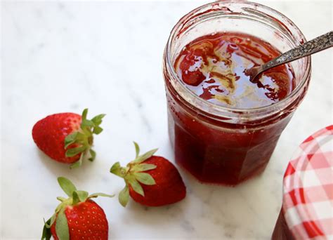 12 Tasty Recipes to Enjoy this Strawberry Season | My Poppet Living