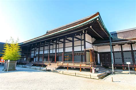 Kyoto Imperial Palace Guided Tours, Hours & Nearby Attractions in Japan