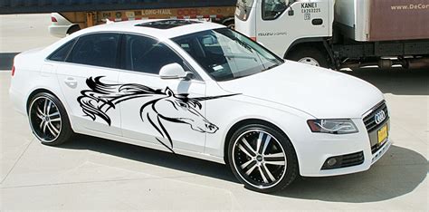 Custom Vinyl Car Graphics Installation Chicago, IL