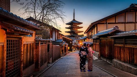 Kyoto Old Town, japanese, town, old, kimono, geisha, japan, kyoto, traditionel, HD wallpaper ...