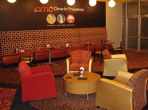 www.TerryMcFly.com: AMC Dine-In Theater Review