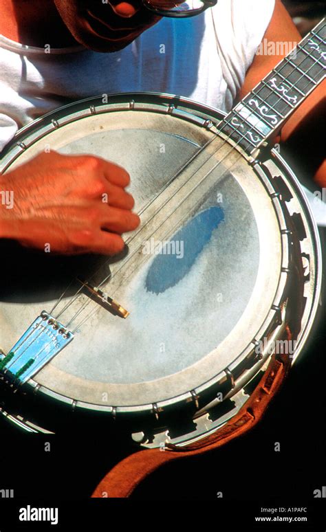 Banjo players hi-res stock photography and images - Alamy