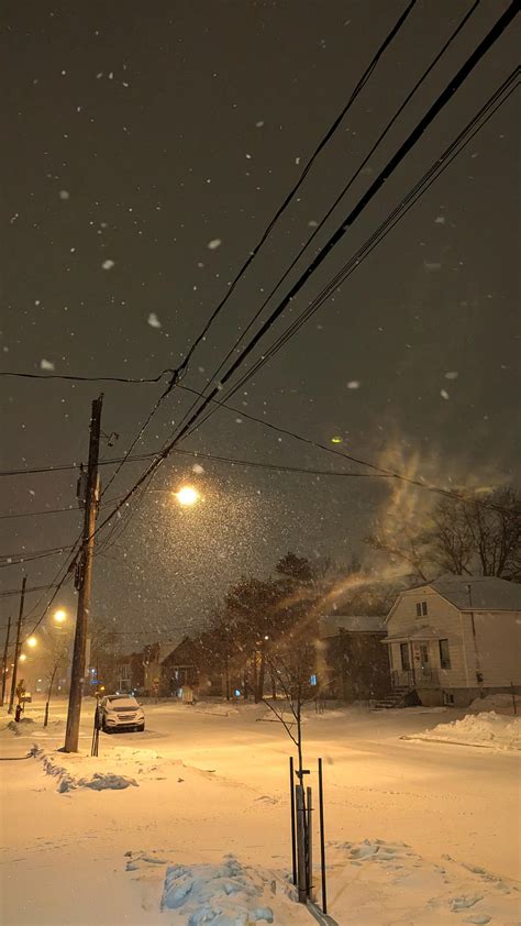 First snow storm of the year / montreal : r/snow