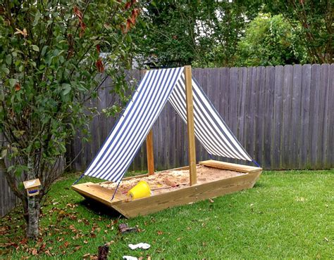 Sandpit ideas for small gardens