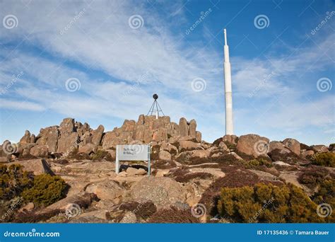 Summit of Mount Wellington stock photo. Image of tasmania - 17135436