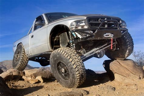 2002 Dodge Dakota from King of the Hammers 2020 with 40s, coilovers, and 1-ton axles