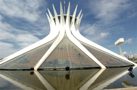 File:Catedral de Brasilia 01.jpg - Wikimedia Commons