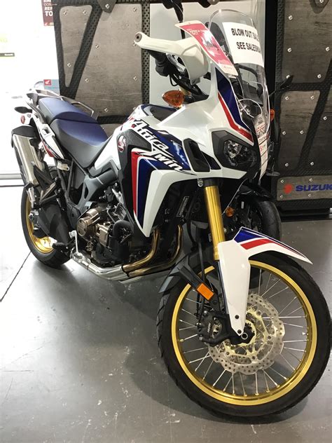 2017 HONDA Africa Twin DCT ABS