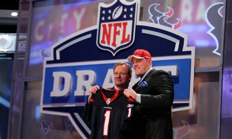 Best NFL first-round picks by each team since 2010