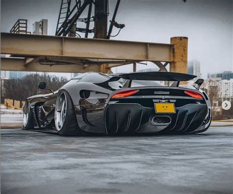 Koenigsegg Regera Lowered on Custom Wheels Looks Brutal - autoevolution