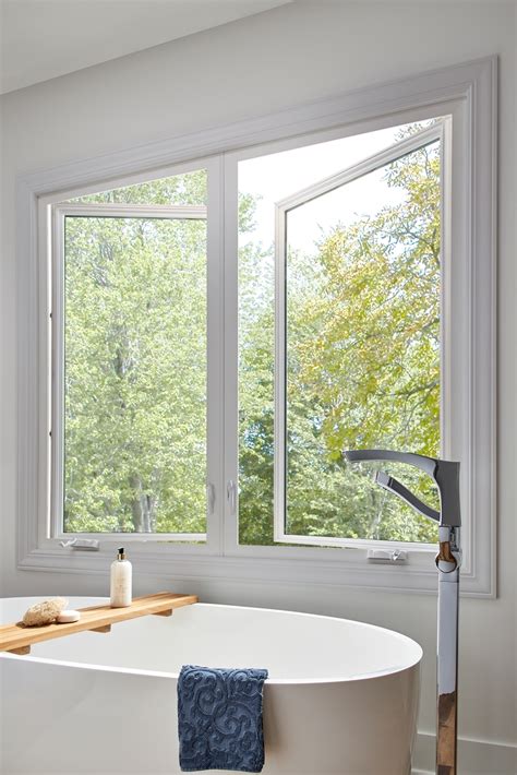 Awning vs Casement Windows: What Are the Differences & Benefits?