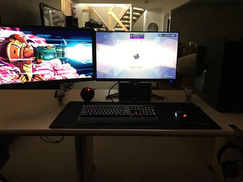 Dual Monitor Gaming Desk - Computer Fun