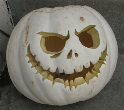 Pumpkin Carving Ideas for Halloween 2020: 13 Of The Most Awesome ...