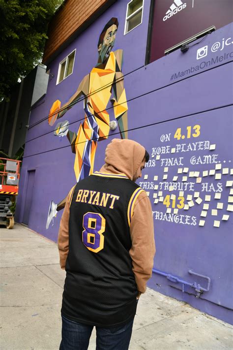 Within Hours of NBA Star Kobe Bryant’s Death, Street Artists Around the ...