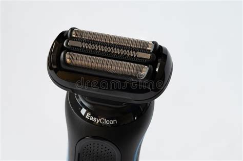 Close Up Image of a Braun Series 5 Shaver Head Stock Image - Image of accessory, blue: 251962679