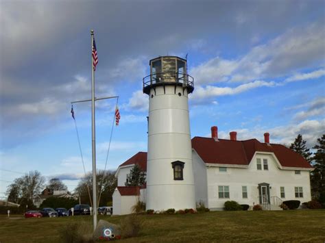 Photo-ops: Cape Cod Lighthouse: Chatham Light - Chatham, MA