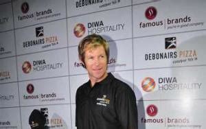 Jonty Rhodes biography, married, divorce, wife, children, height ...