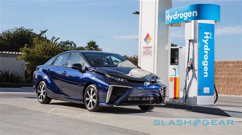 Toyota's 2.2 megawatt hydrogen plant could ignite fuel-cell cars - SlashGear