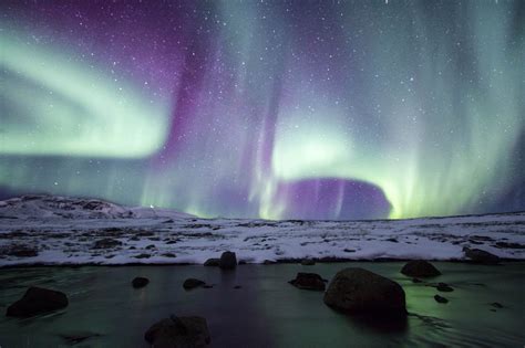 Aurora Borealis. Iceland. Photographed by Vilhjálmur Ólafsson. [2000 x ...