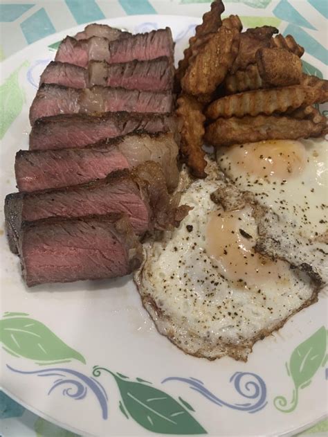 24Oz Ribeye at Texas Roadhouse : steak