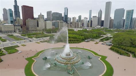 Buckingham Fountain turns on for the season this Sunday - RedEye Chicago