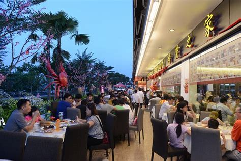 Impressive restaurant - House of Seafood, Singapore Traveller Reviews ...