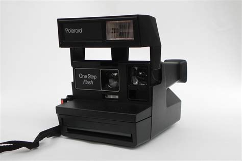 File:Polaroid OneStep Flash.jpg - Wikimedia Commons