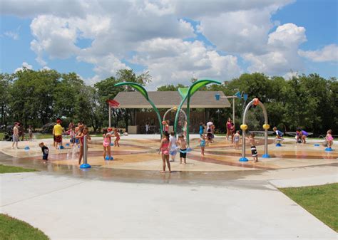 Splash Pad Near Me That Are Open at kellymbateman blog