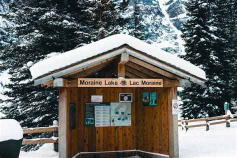 The winter beauty of Moraine Lake · Free Stock Photo