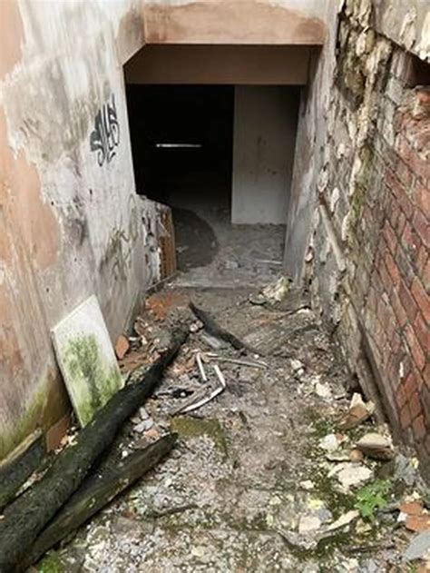 Urban explorer sneaks into Batley's once-bustling hospital now abandoned - YorkshireLive