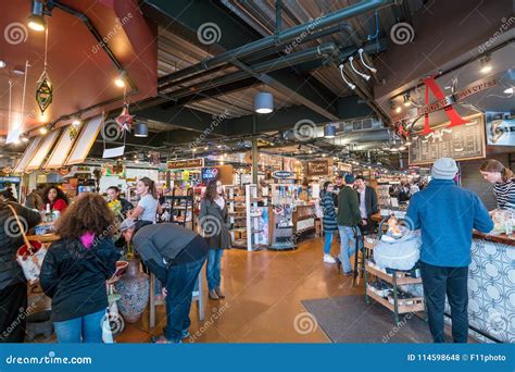 Milwaukee Public Market in USA Editorial Stock Photo - Image of tourism ...