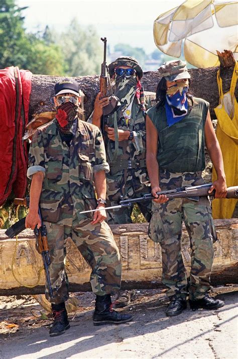 Mohawk Warriors Stand Guard at a Barricade During the Oka Crisis, 1990 [954x1440] : r/HistoryPorn