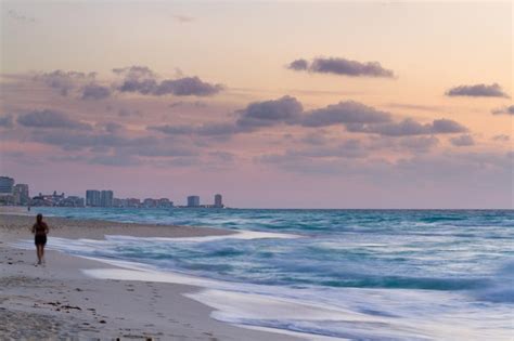 Premium Photo | Sunrise over the beach on caribbean sea.