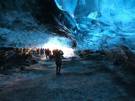 Top Attractions of Ice Caves in Iceland - No.1 Guide to Ice Tour!