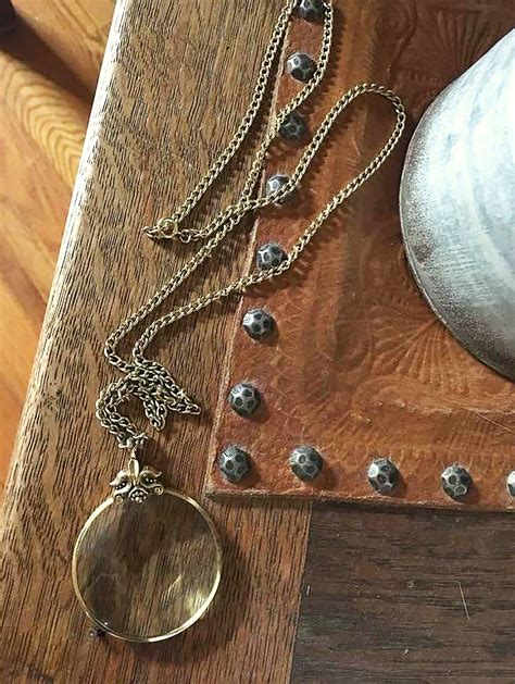 Avon Magnifying Glass Gold Tone Pendant Necklace Vintage | Etsy | Vintage necklace, Avon jewelry ...