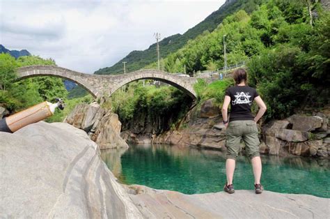 Verzasca Express: adventurous river diving in Ticino, Switzerland