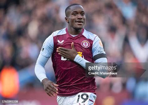 Moussa Diaby of Aston Villa celebrates scoring his first goal during... News Photo - Getty Images