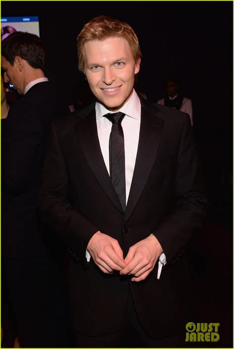 Ronan Farrow's Sinatra-Like Blue Eye Color is Allegedly Fake: Photo 3102676 | Ronan Farrow ...