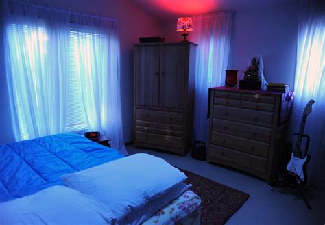 9:30 am interview day, bedroom, bed, red lamp, chests, cur… | Flickr