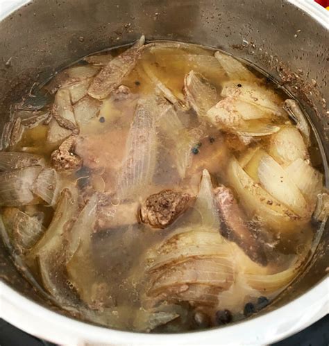 Bulalo: Instant Pot Filipino Beef Shank Soup - Mom in Madrid