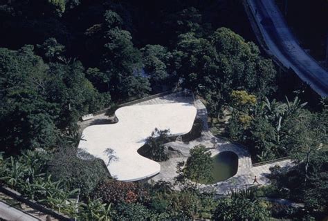 15 Must-See Rio de Janeiro Landmarks | Architecture, Oscar niemeyer, Brutalist architecture